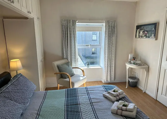 Marine Villa B&B